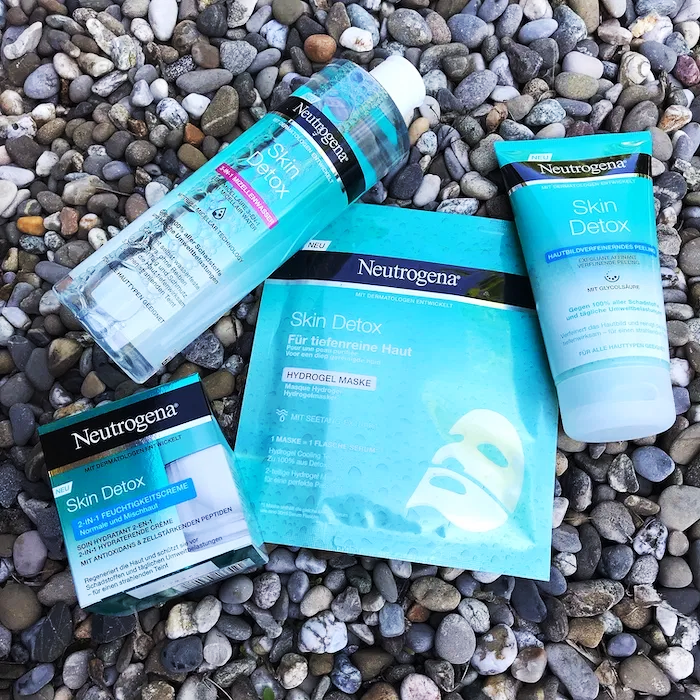 Neutrogena Skin Detox Triple Mizellenwasser 400 Ml – Sanfte Reinigung Für Alle Hauttypen, Entfernt Auch Wasserfestes Make-up